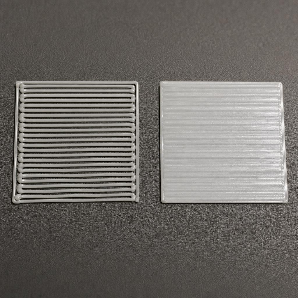 Comparação da primeira camada na mesa: linhas separadas com bico alto versus linhas fundidas bem aderidas
